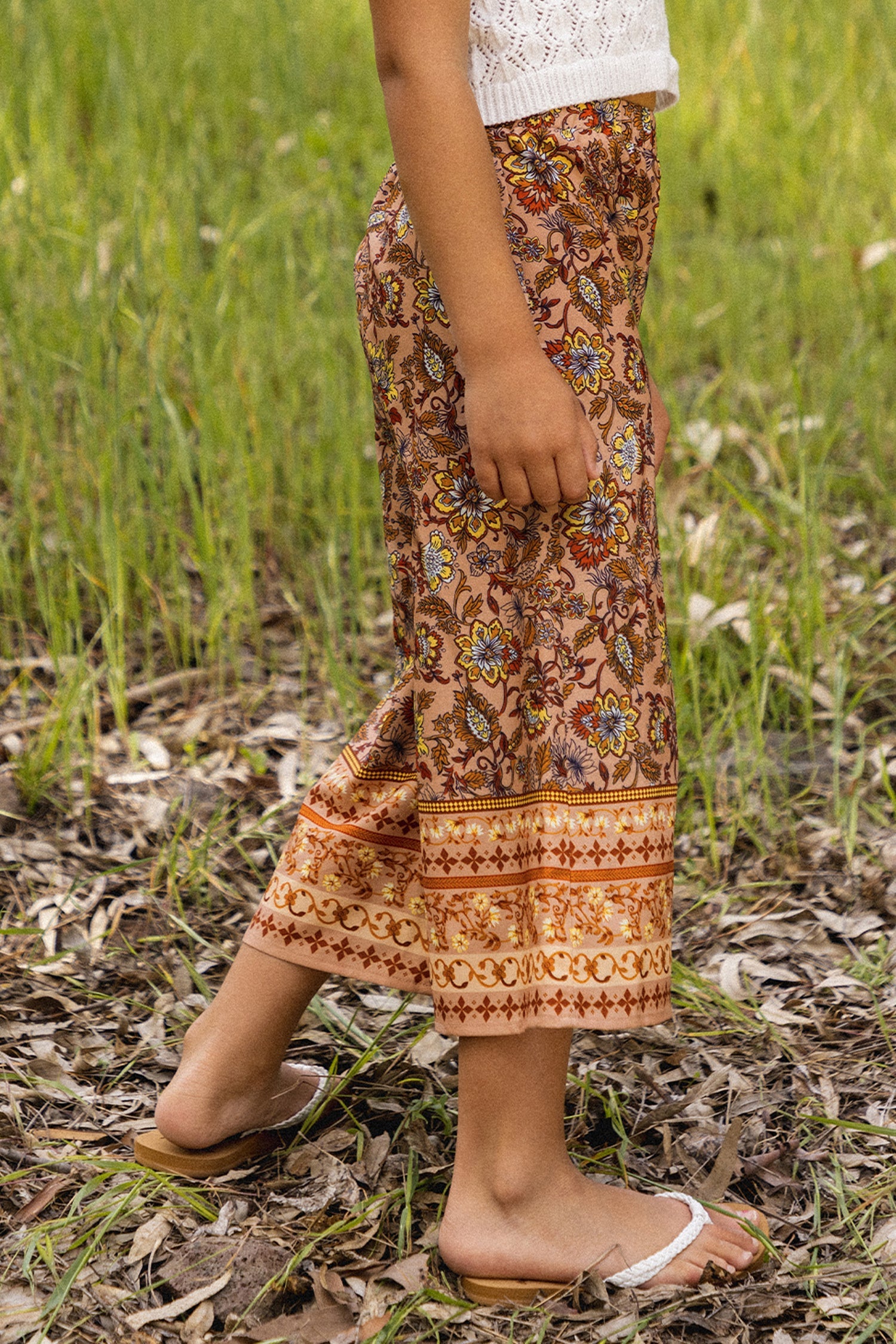 Girls Vacation Paisley Print Pants