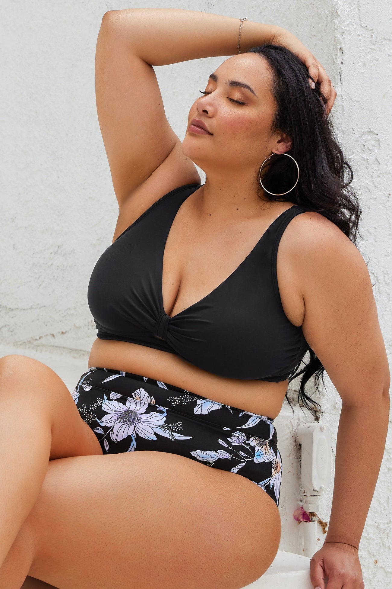 Elegant Daffodils Knotted Top & High Waist Plus Size Bikini Set