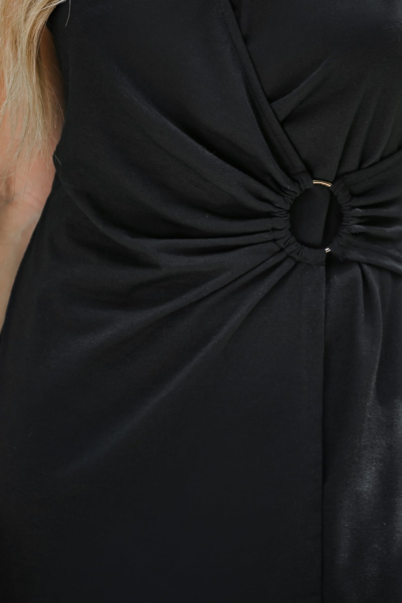 Black O-Ring Waist Midi Dress